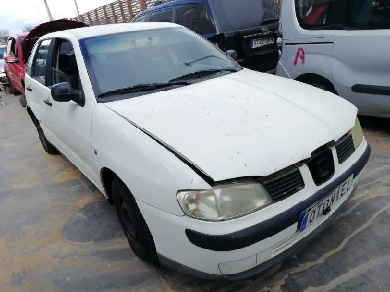 SEAT IBIZA (6K1) '2000 SELECT BLANCO