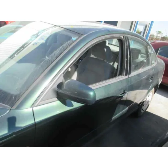 VOLKSWAGEN PASSAT BERLINA (3B2) '1996 1.9 TDI VERDE