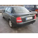 MAZDA 323 BERLINA F/S (BJ) '1998 1.9 F SPORTIVE VERDE