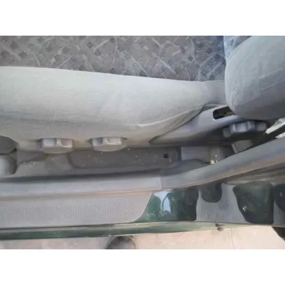 MAZDA 323 BERLINA F/S (BJ) '1998 1.9 F SPORTIVE VERDE