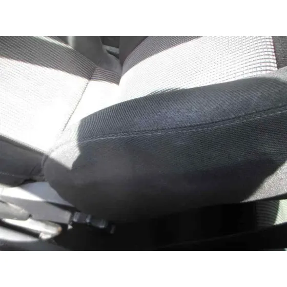 VOLKSWAGEN GOLF IV BERLINA (1J1) '1999 CONCEPTLINE GRIS