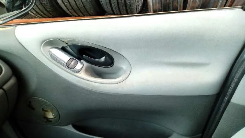 FORD GALAXY (VX) '2000 CLX GRIS PLATA