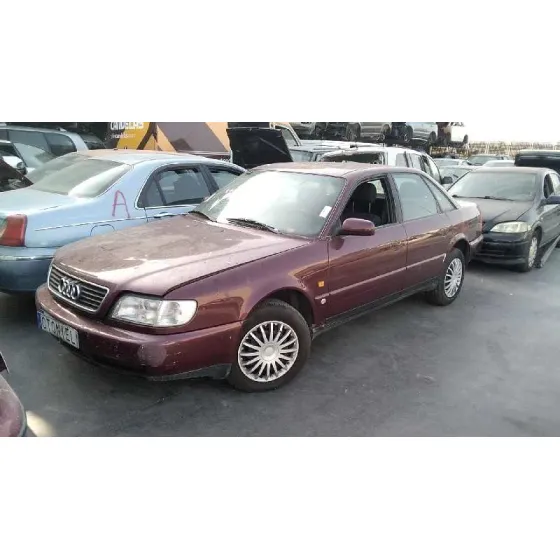 AUDI A6 BERLINA (C4) '1996 BASICO ROJO