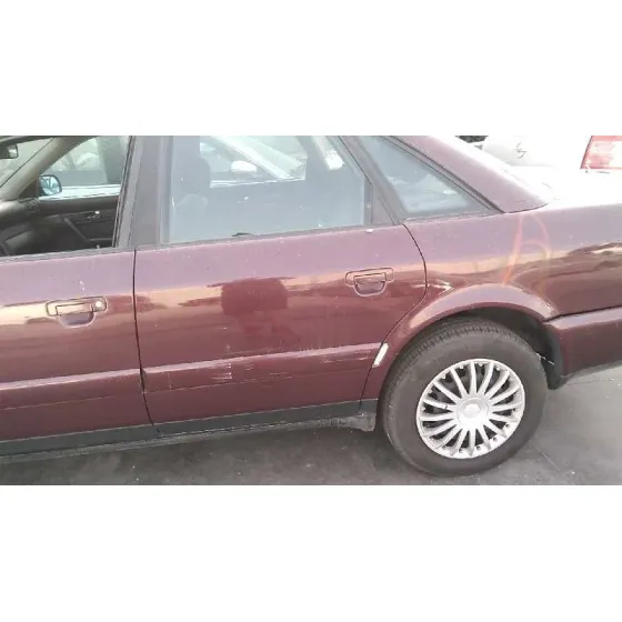 AUDI A6 BERLINA (C4) '1996 BASICO ROJO