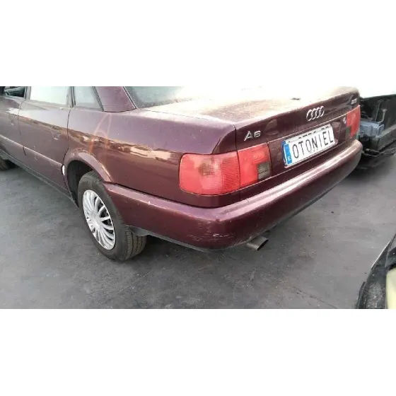 AUDI A6 BERLINA (C4) '1996 BASICO ROJO