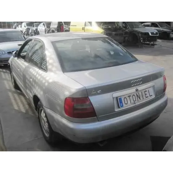 AUDI A4 BERLINA (B5) '1998 1.8 PLATA
