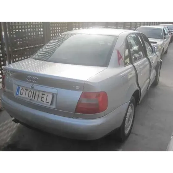AUDI A4 BERLINA (B5) '1998 1.8 PLATA
