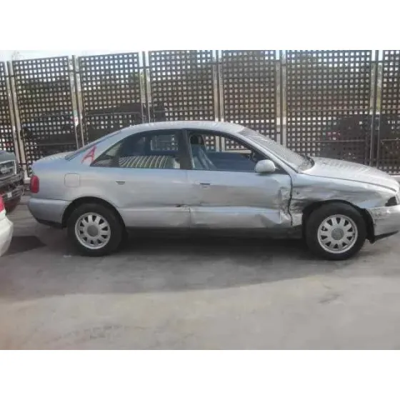 AUDI A4 BERLINA (B5) '1998 1.8 PLATA