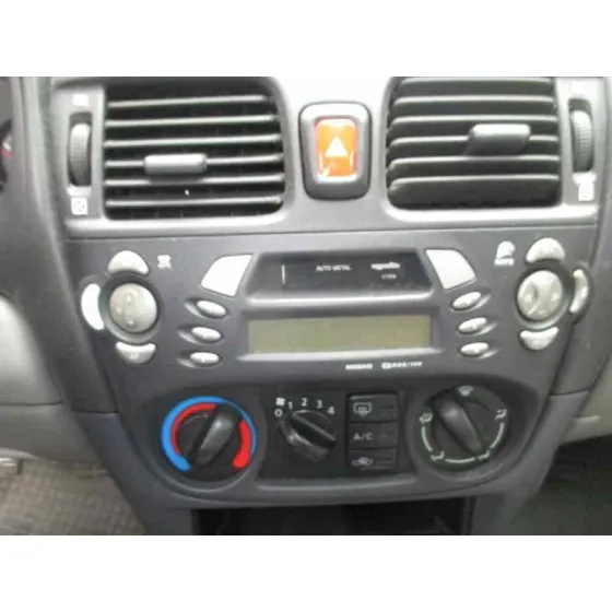 NISSAN ALMERA (N16/E) '2000 ELEGANCE PLATA