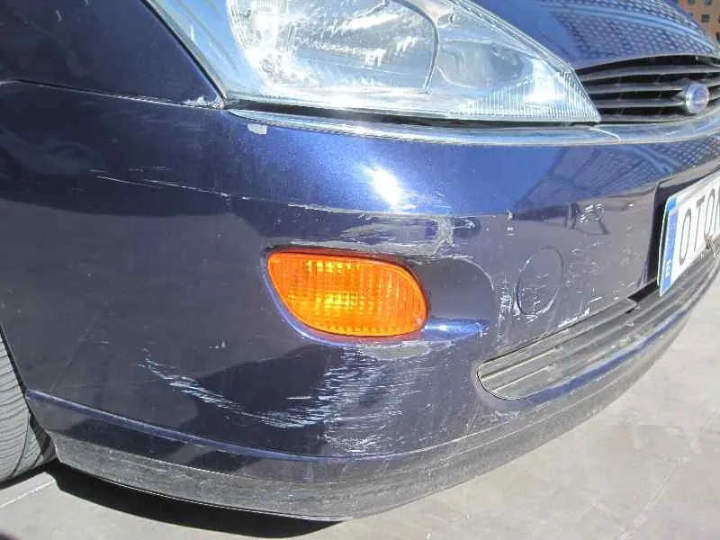 FORD FOCUS TURNIER (CAK) '2000 AMBIENTE AZUL