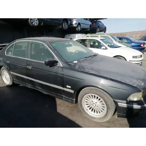 BMW SERIE 5 BERLINA (E39) '1997 525TDS NEGRO