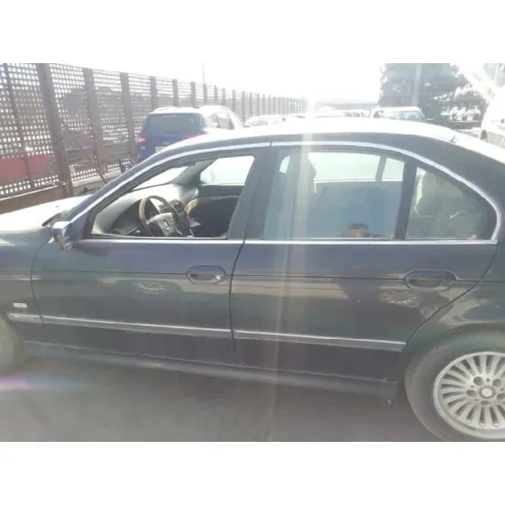 BMW SERIE 5 BERLINA (E39) '1997 525TDS NEGRO