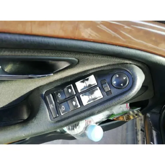 BMW SERIE 5 BERLINA (E39) '1997 525TDS NEGRO