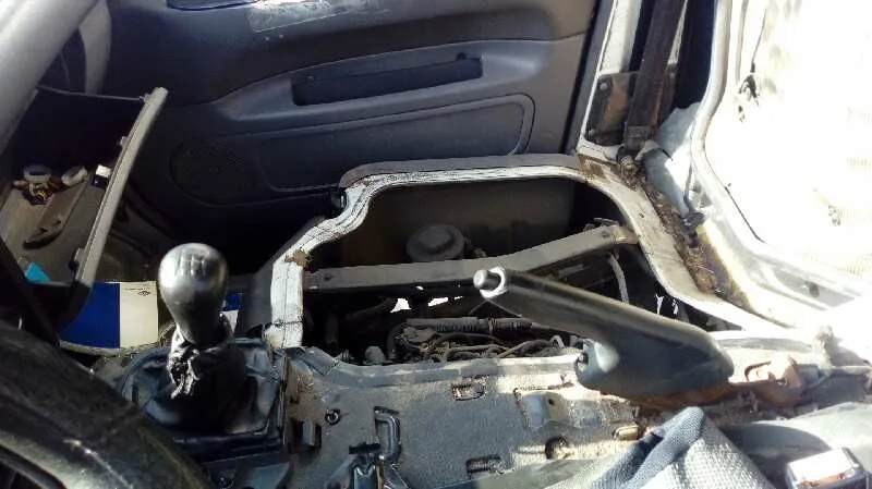 NISSAN VANETTE CARGO NISSAN VANETTE CARGO '1995 2.3 DIESEL BLANCO 1995