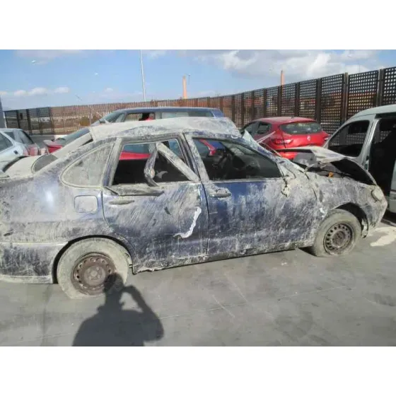 SEAT CORDOBA BERLINA (6K2) '1999 STELLA AZUL OSCURO