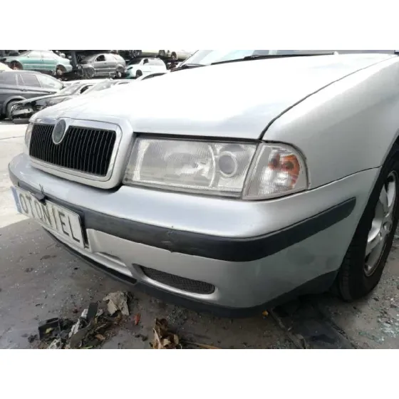 SKODA OCTAVIA BERLINA (1U2) '2000 1.9 TDI PLATA