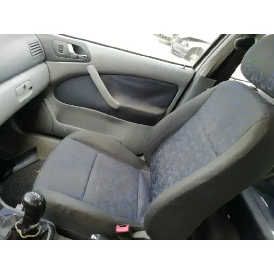 SKODA OCTAVIA BERLINA (1U2) '2000 1.9 TDI PLATA