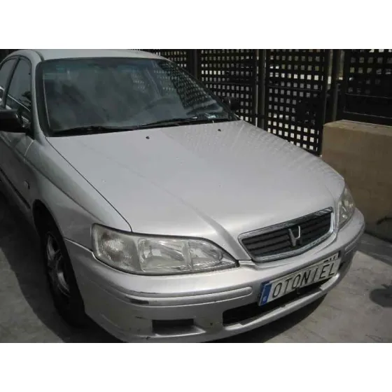 HONDA ACCORD BERLINA (CG7-9/CH1-7) '1999 1.8I ES (CG8) PLATA