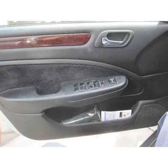 HONDA ACCORD BERLINA (CG7-9/CH1-7) '1999 1.8I ES (CG8) PLATA