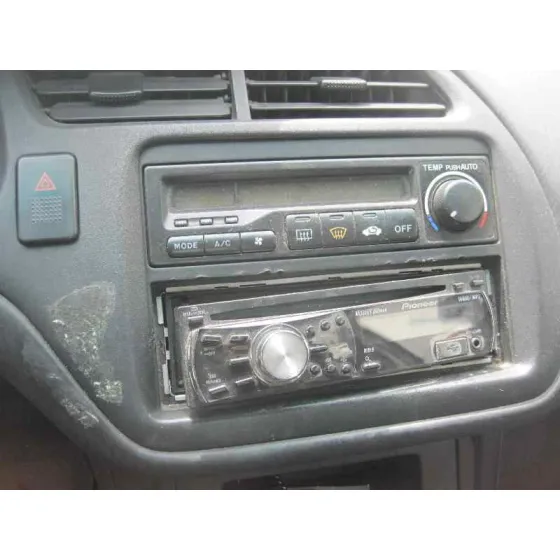 HONDA ACCORD BERLINA (CG7-9/CH1-7) '1999 1.8I ES (CG8) PLATA