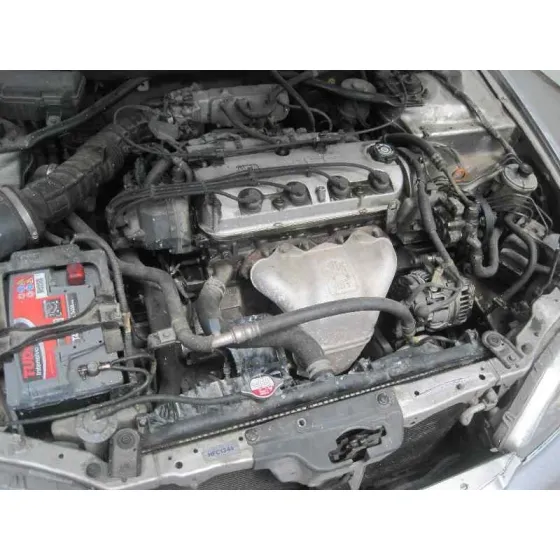 HONDA ACCORD BERLINA (CG7-9/CH1-7) '1999 1.8I ES (CG8) PLATA