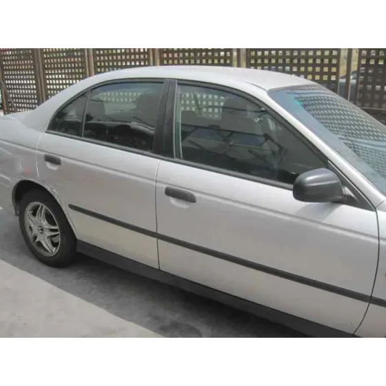 HONDA ACCORD BERLINA (CG7-9/CH1-7) '1999 1.8I ES (CG8) PLATA