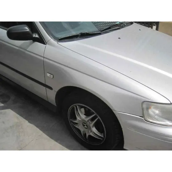 HONDA ACCORD BERLINA (CG7-9/CH1-7) '1999 1.8I ES (CG8) PLATA