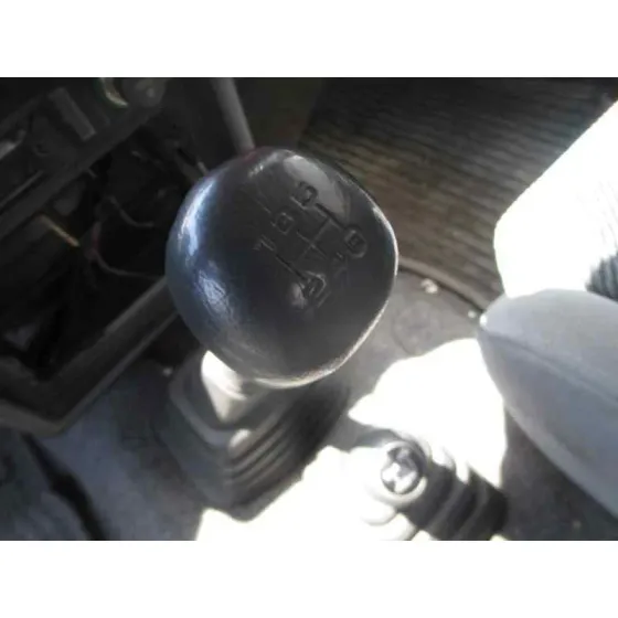 DAIHATSU FEROZA '1994 1.6 16V BLANCO Y NEGRO
