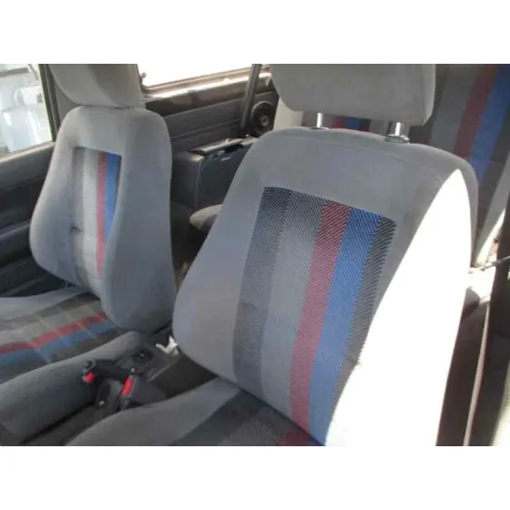 DAIHATSU FEROZA '1994 1.6 16V BLANCO Y NEGRO