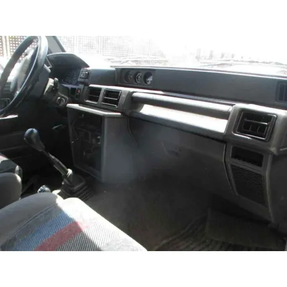 DAIHATSU FEROZA '1994 1.6 16V BLANCO Y NEGRO