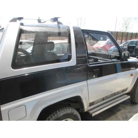 DAIHATSU FEROZA '1994 1.6 16V BLANCO Y NEGRO