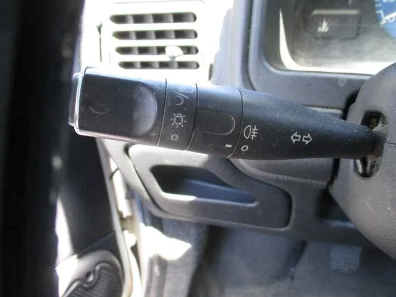 PEUGEOT 106 (S2) '1997 KID BLANCO