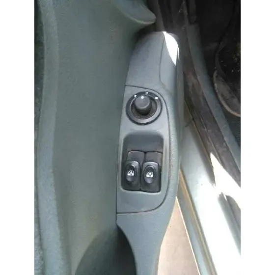 RENAULT MEGANE I CLASSIC (LA0) '1998 1.6E ALIZE AZUL