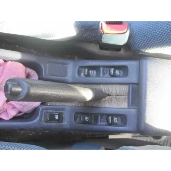 NISSAN PRIMERA BERL./FAMILIAR (P10/W10) '1991 SPRING BERLINA PLATA