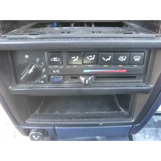 NISSAN PRIMERA BERL./FAMILIAR (P10/W10) '1991 SPRING BERLINA PLATA