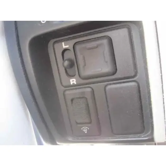 NISSAN PRIMERA BERL./FAMILIAR (P10/W10) '1991 SPRING BERLINA PLATA