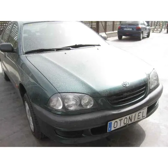 TOYOTA AVENSIS BERLINA (T 22) '1999 1.6 TEMPUS (4-PTAS.) VERDE
