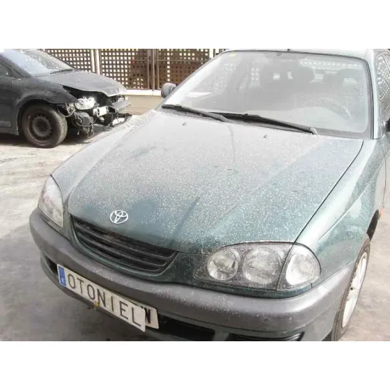 TOYOTA AVENSIS BERLINA (T 22) '1999 1.6 TEMPUS (4-PTAS.) VERDE