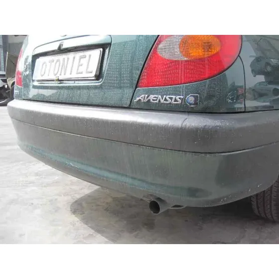 TOYOTA AVENSIS BERLINA (T 22) '1999 1.6 TEMPUS (4-PTAS.) VERDE