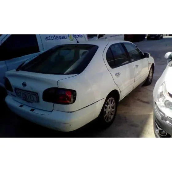 NISSAN PRIMERA BERLINA (P11) '1999 BASICO BLANCO
