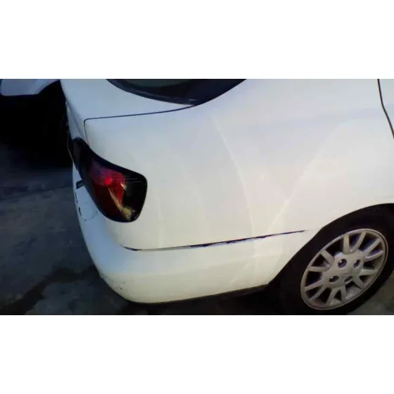 NISSAN PRIMERA BERLINA (P11) '1999 BASICO BLANCO