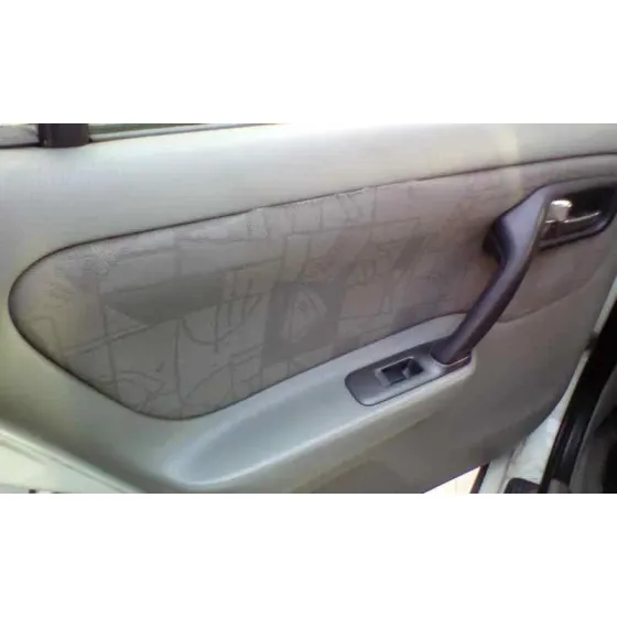 NISSAN PRIMERA BERLINA (P11) '1999 BASICO BLANCO