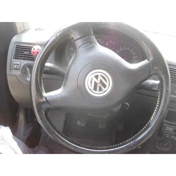 VOLKSWAGEN GOLF IV BERLINA (1J1) '2000 HIGHLINE AZUL