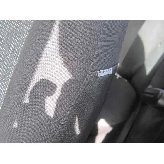 VOLKSWAGEN GOLF IV BERLINA (1J1) '2000 HIGHLINE AZUL