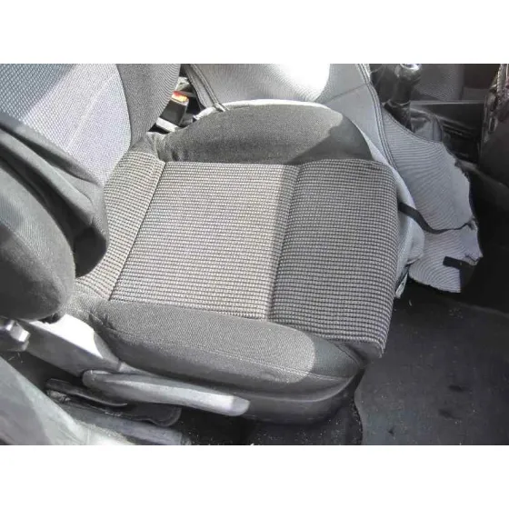 VOLKSWAGEN GOLF IV BERLINA (1J1) '2000 HIGHLINE AZUL
