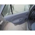 FORD FIESTA BERLINA '1996 GHIA PLATA