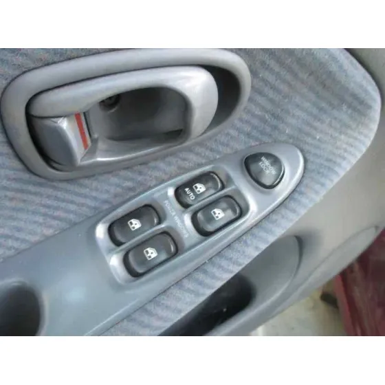 HYUNDAI LANTRA BERLINA (RD) '1999 1.9 DIESEL CAT GRANATE