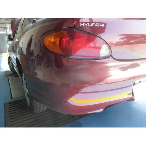 HYUNDAI LANTRA BERLINA (RD) '1999 1.9 DIESEL CAT GRANATE