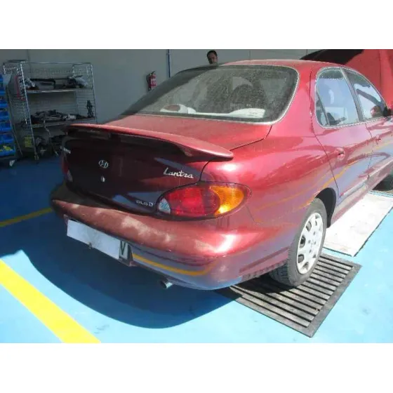 HYUNDAI LANTRA BERLINA (RD) '1999 1.9 DIESEL CAT GRANATE