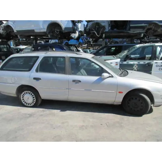 FORD MONDEO FAMILIAR (GD) '2000 AMBIENTE PLATA